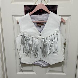 Hot Leathers White Fringe Vest